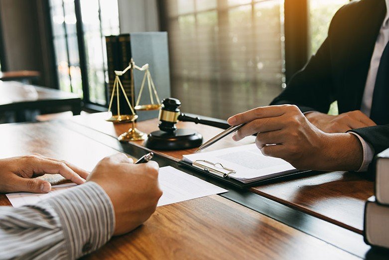 Top Business Tips from a Lawyer